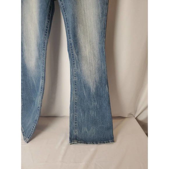 NEW Almost Famous 13 Low Rise Flared Jeans Distressed Button Fly Pockets - Picture 10 of 16